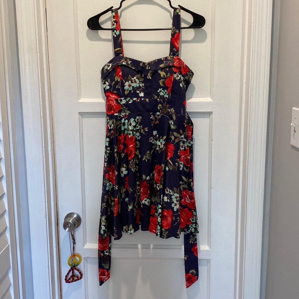 Ixia Vintage-Style Navy Blue and Red Rose Floral Swing Dress, Size Small